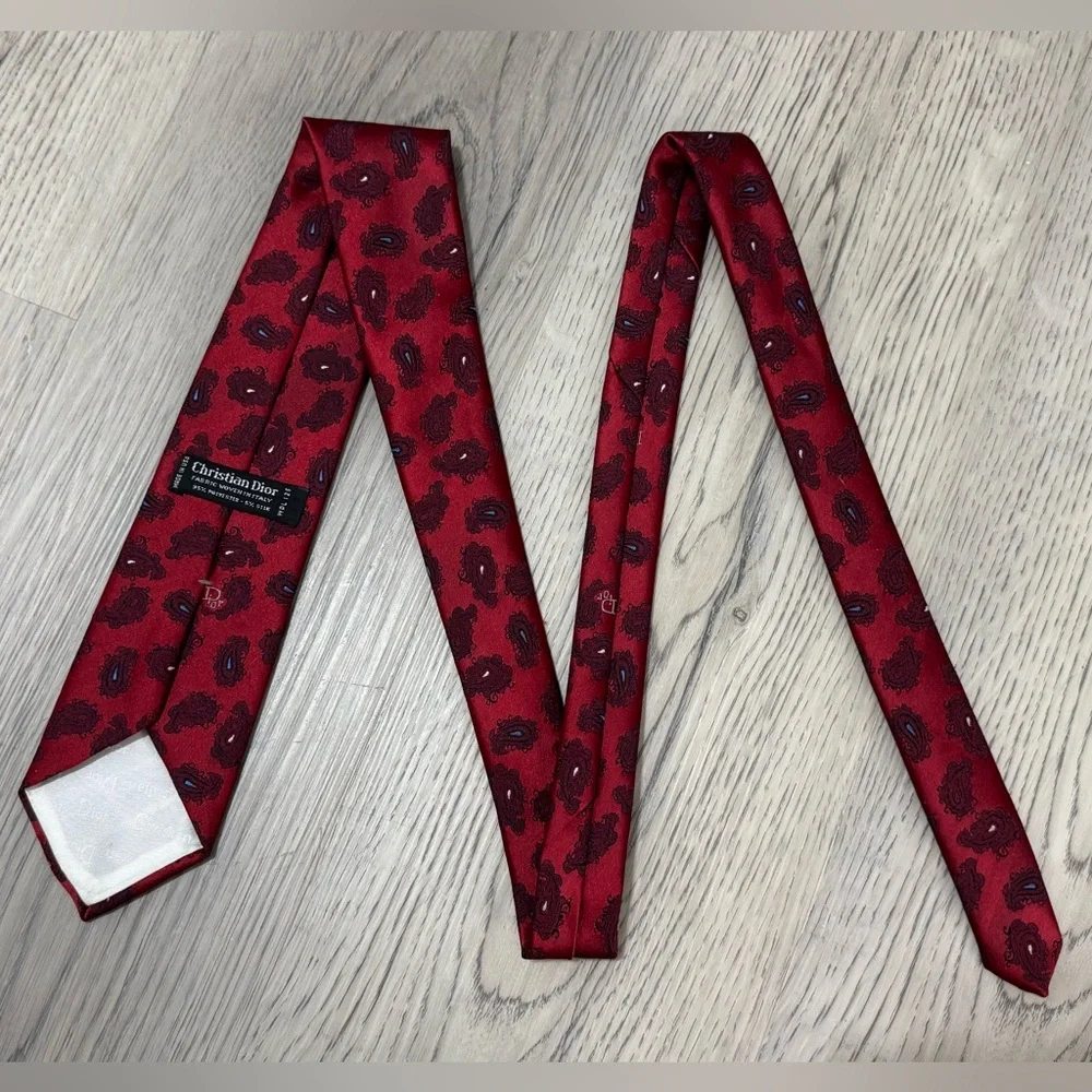 NEW Christian Dior Vintage Red Abstract Print Men's Neck Tie - Picture 6 of 6